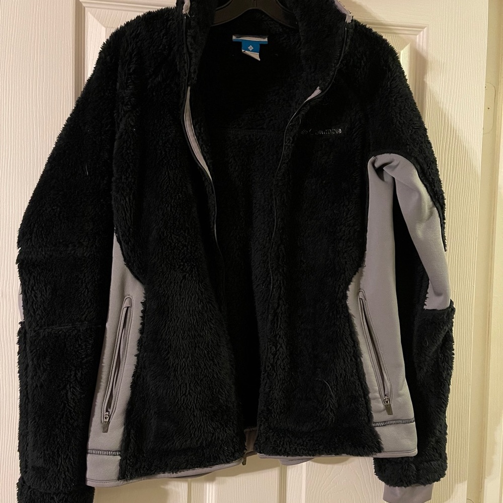 Columbia fuzzy jacket
